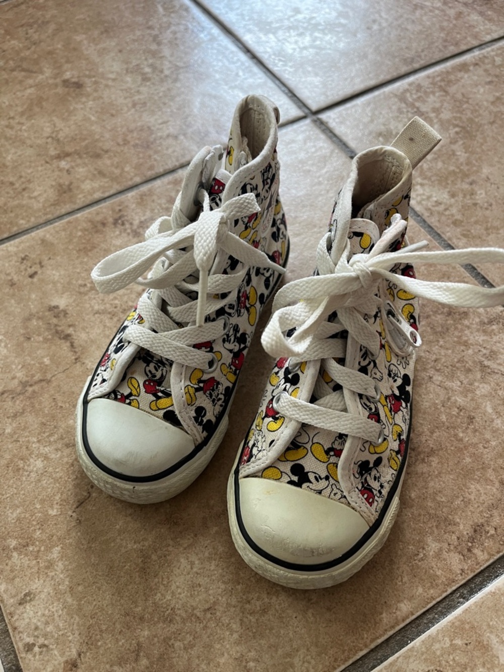 Kids High-Top Sneakers with Mickey Mouse Print in White